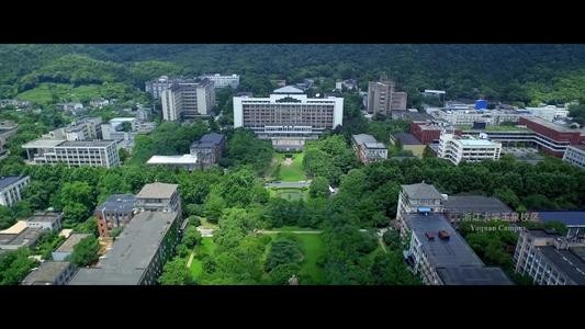 深圳品牌形象片制作避坑指南:如何避开低质循环与预算黑洞?