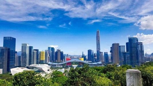 领视传媒深度解析:深圳企业宣传片拍摄避坑指南,拒绝无效投入!