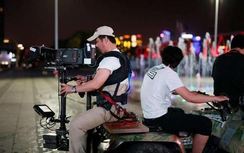 深圳企业宣传片报价深度解析：领视传媒如何定义影像价值与行业趋势